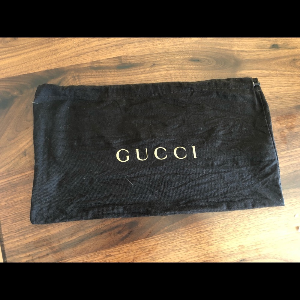 Gucci - maroon leather with bamboo accent - Picture 8 of 13